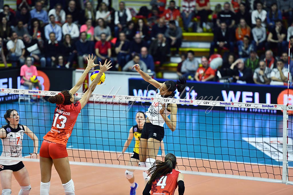 Unet E-Work Busto Arsizio-CSM Volei Alba Blaj (33)